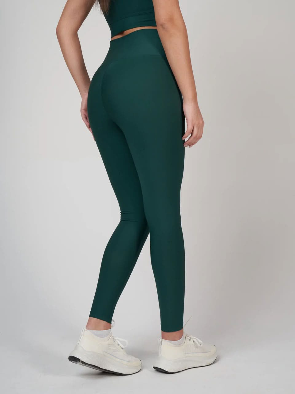 EMERALD SET — Emerald Green (2)