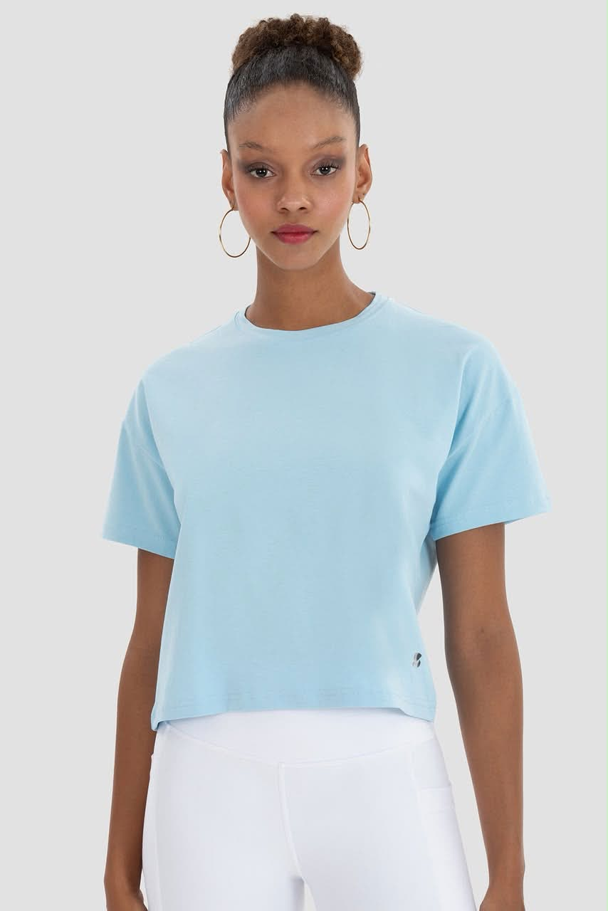 LILY OVERSIZE CROP — Light Blue (1)