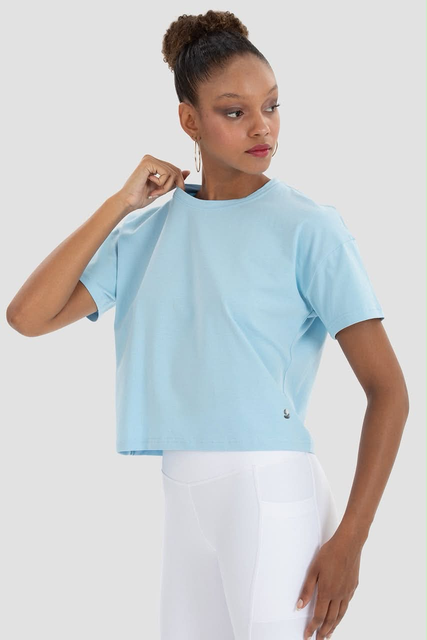 LILY OVERSIZE CROP — Light Blue (3)